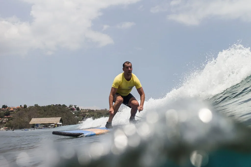 Beginner Surf Lessons in Nusa Lembongan: Retreat Guest Guide